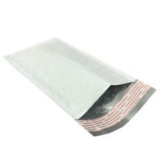 UOFFICE Pack of  500 poly bubble mailers that comes in size 4"x8" #000